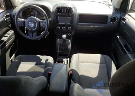 2012 Jeep Compass Latitude z USA, uszkodzony, nr VIN 1C4NJDEBXCD659804